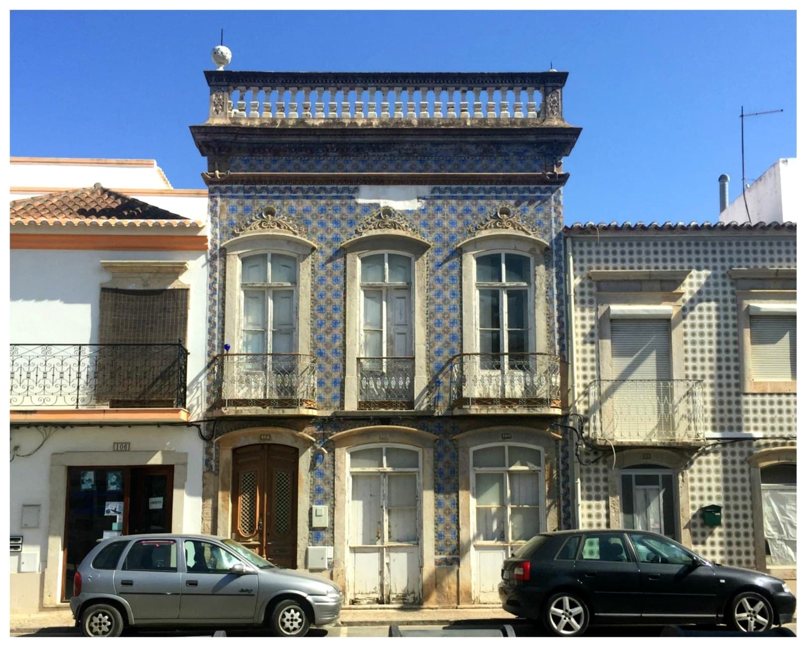 The facade before restoration began