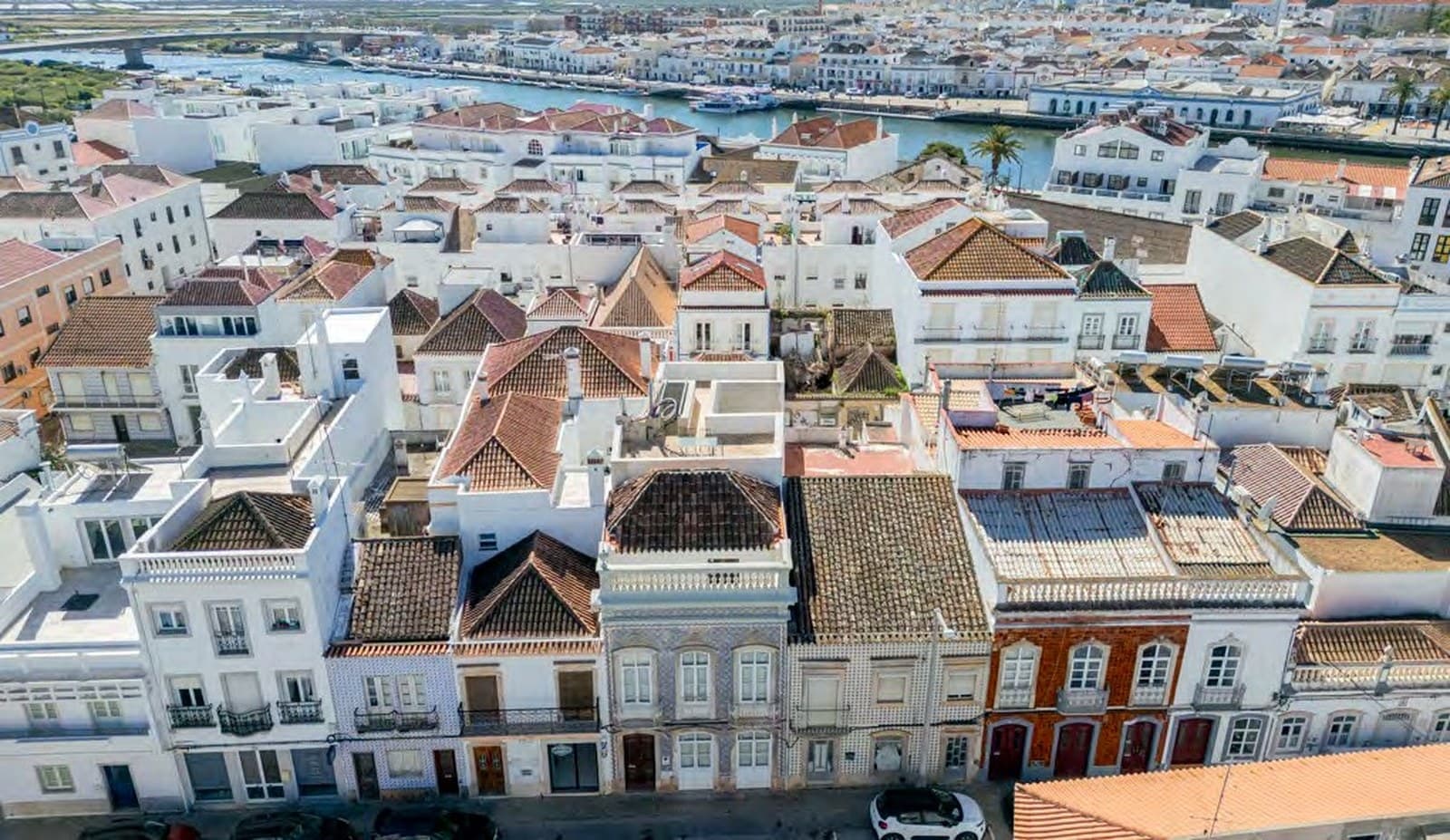 Tavira historic centre and the Gilão river